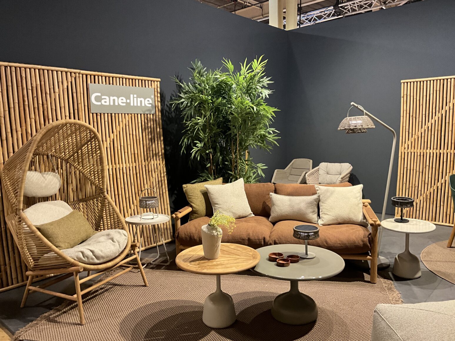 Foto stand Cane-Line