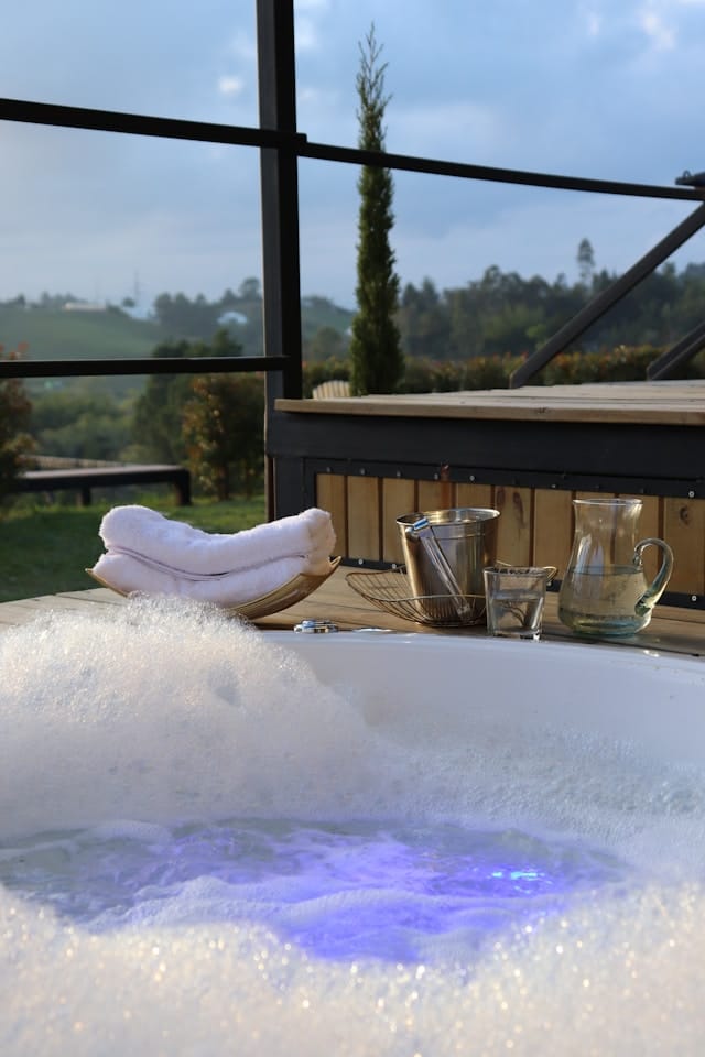 Jacuzzi eigen tuin