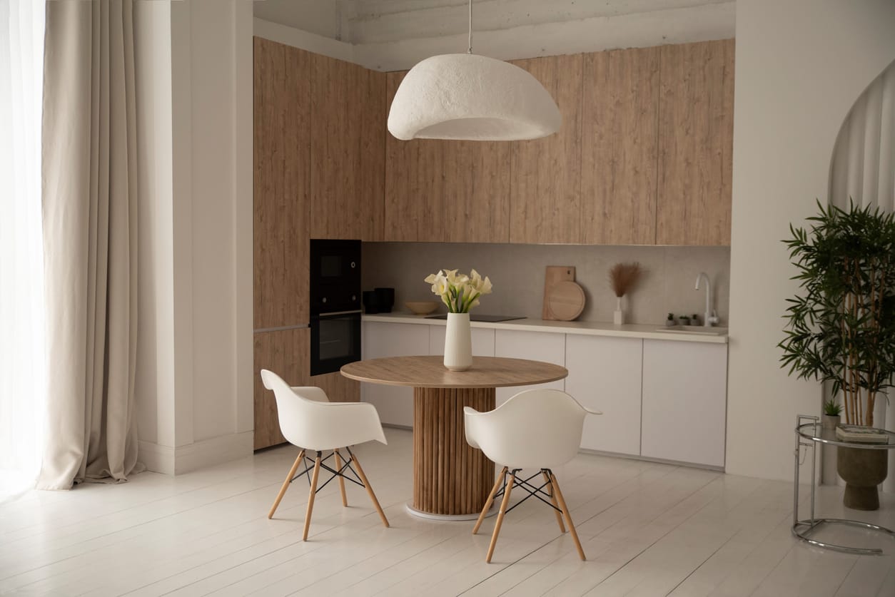 Houten eettafel rond