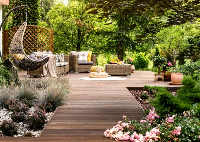 Tuin terras schoonmaken